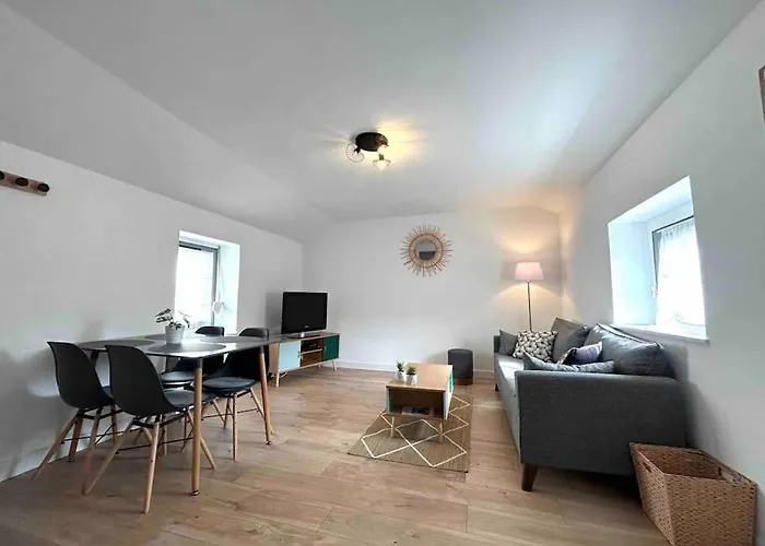 Hyper Centre Charmant T2 Idealement Situe