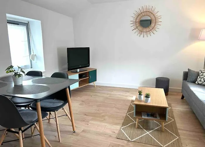 Hyper Centre Charmant T2 Idealement Situe