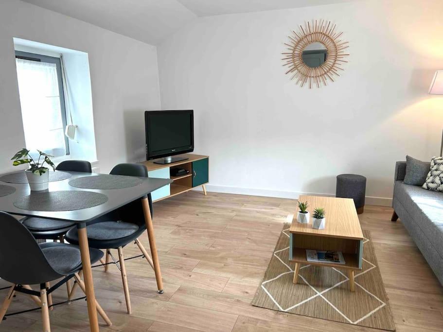Hyper Centre T2 Idealement Situe * Vienne (Isere)