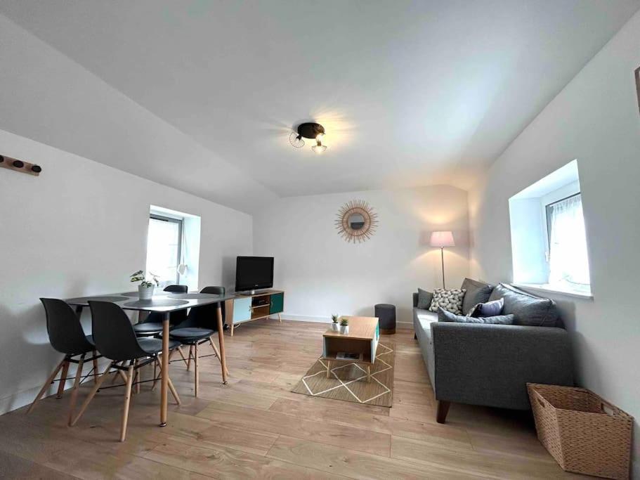 Appartement Hyper Centre T2 Idealement Situe *
